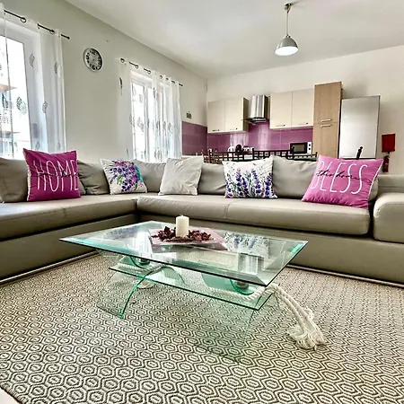 Sunshine Flats Cosy 2 Bd In Saint Paul's Bay - Close To Bugibba Square *