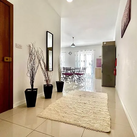 Sunshine Flats Cosy 2 Bd In Saint Paul's Bay - Close To Bugibba Square