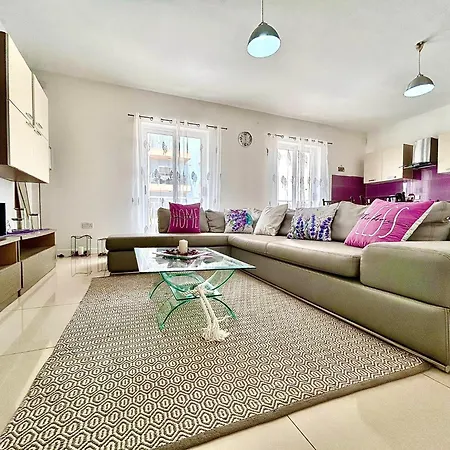 Sunshine Flats Cosy 2 Bd In Saint Paul's Bay - Close To Bugibba Square Apartment St. Paul's Bay